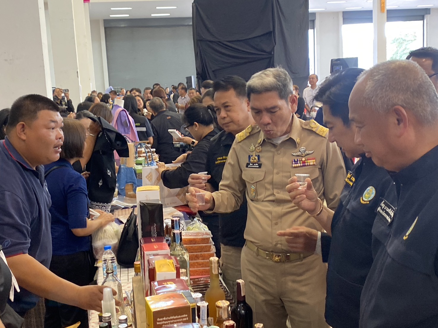 title - ส.ป.ก.ร่วมติดตาม รองนายกรัฐมนตรี และรัฐมนตรีว่าการกระทรวงเกษตรและสหกรณ์ (ร้อยเอก ธรรมนัส พรหมเผ่า) ลงพื้นที่ตรวจราชการในพื้นที่จังหวัดเชียงใหม่